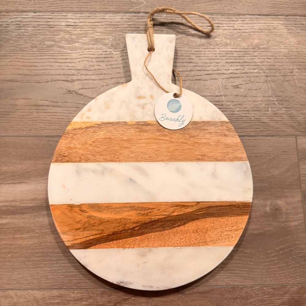 The Beachly Marble and Wood Paddle-Shaped Cutting Serving Board NEW